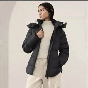 Athleta Downtown Puffer Jacket. Small Petite. NEW